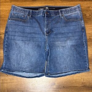 Lincoln Outfitters Reg Wash Stretch Women’s 22W Faded Denim Shorts 8.5” Inseam